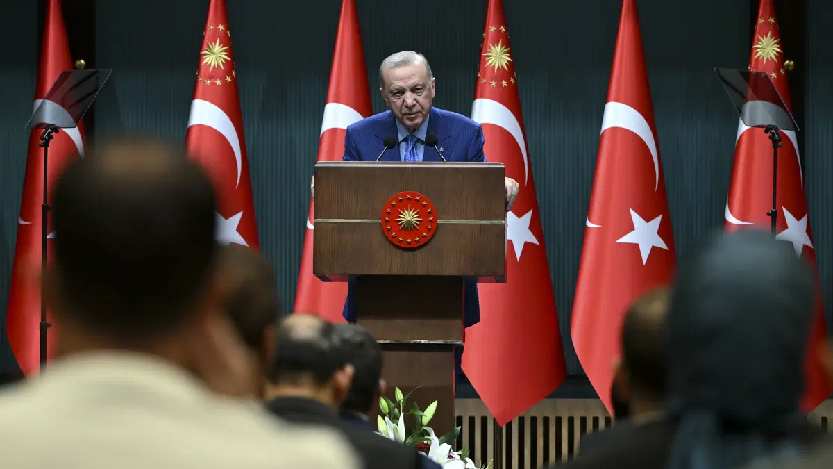 Kabine toplandı | Erdoğan’dan fon soruşturması mesajı: Milletin hakkına el uzatan karşısında devleti bulur