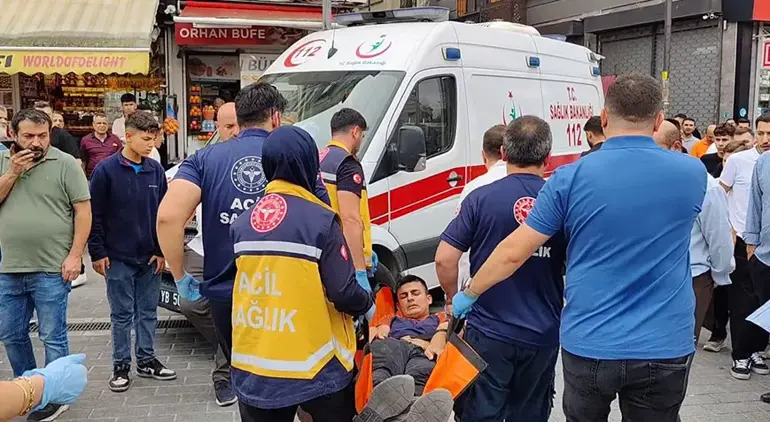 İstanbul’da döviz bürosunda silahlı kavga: 2 kişi hayatını kaybetti