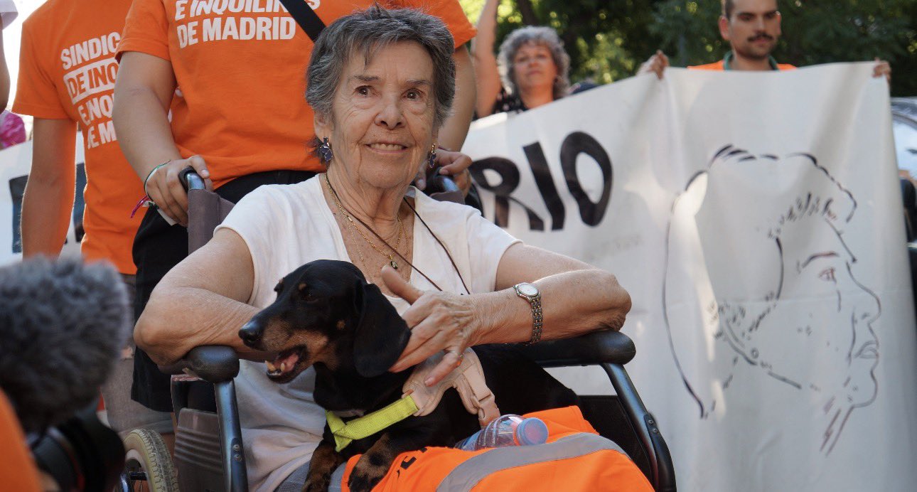 87 yaşındaki Maricarmen Abascal sembol oldu: Madrid’de sosyal hizmet işçileri zorla tahliyelere katılmama kararı aldı