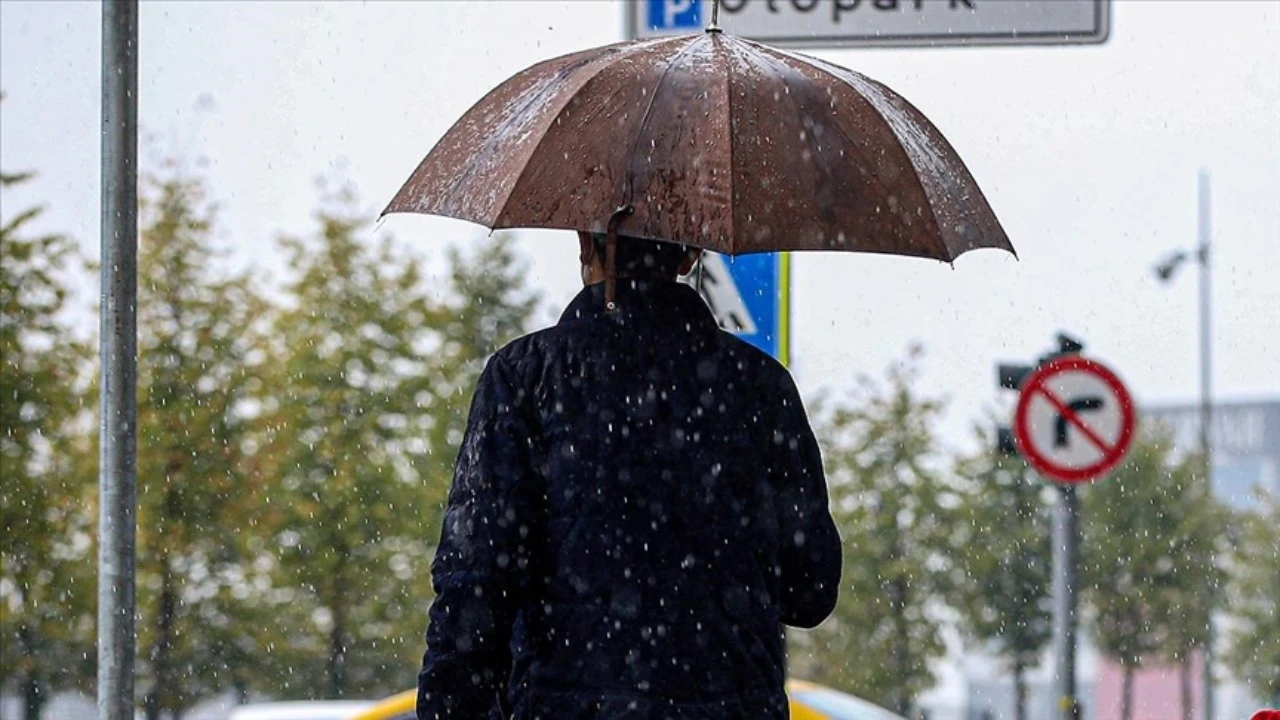 Meteoroloji’den uyarı: Sıcaklıklar düşüyor, sağanak geliyor