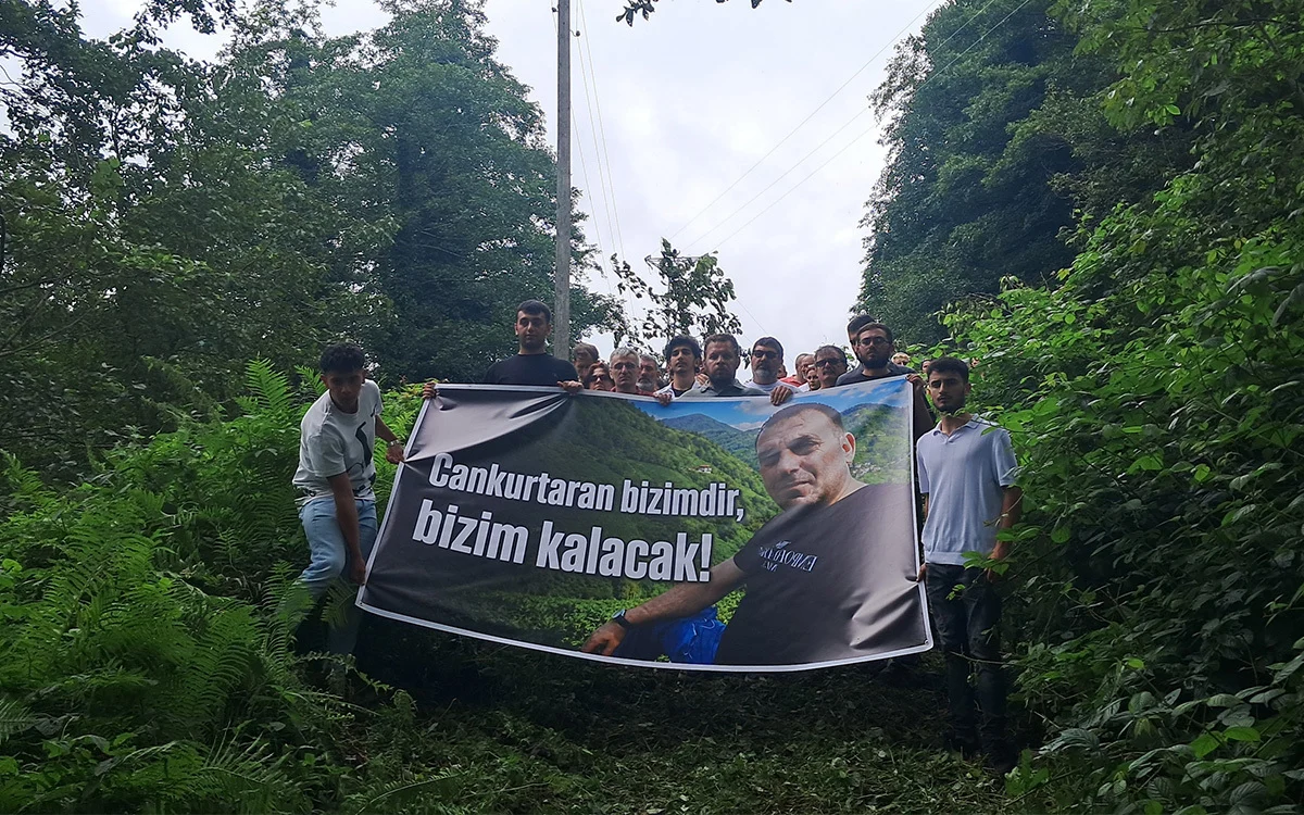 Reşit Kibar ölümünün ikinci yılında mezarı başında anıldı