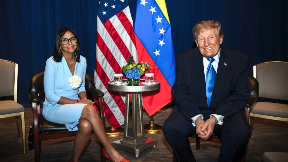 Trump ve Venezuela lideri Rodriguez Maduro sonrası ilk kez görüştü