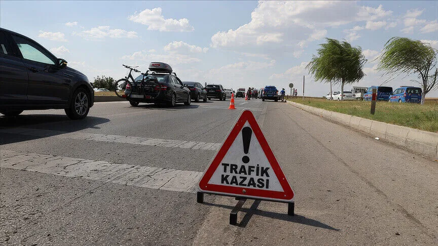 Trafik kazası mağdurları üzerinden 15,6 milyar liralık haksız kazanç soruşturması: 825 kişi, 6 hukuk bürosu ve 20 şirkete operasyon