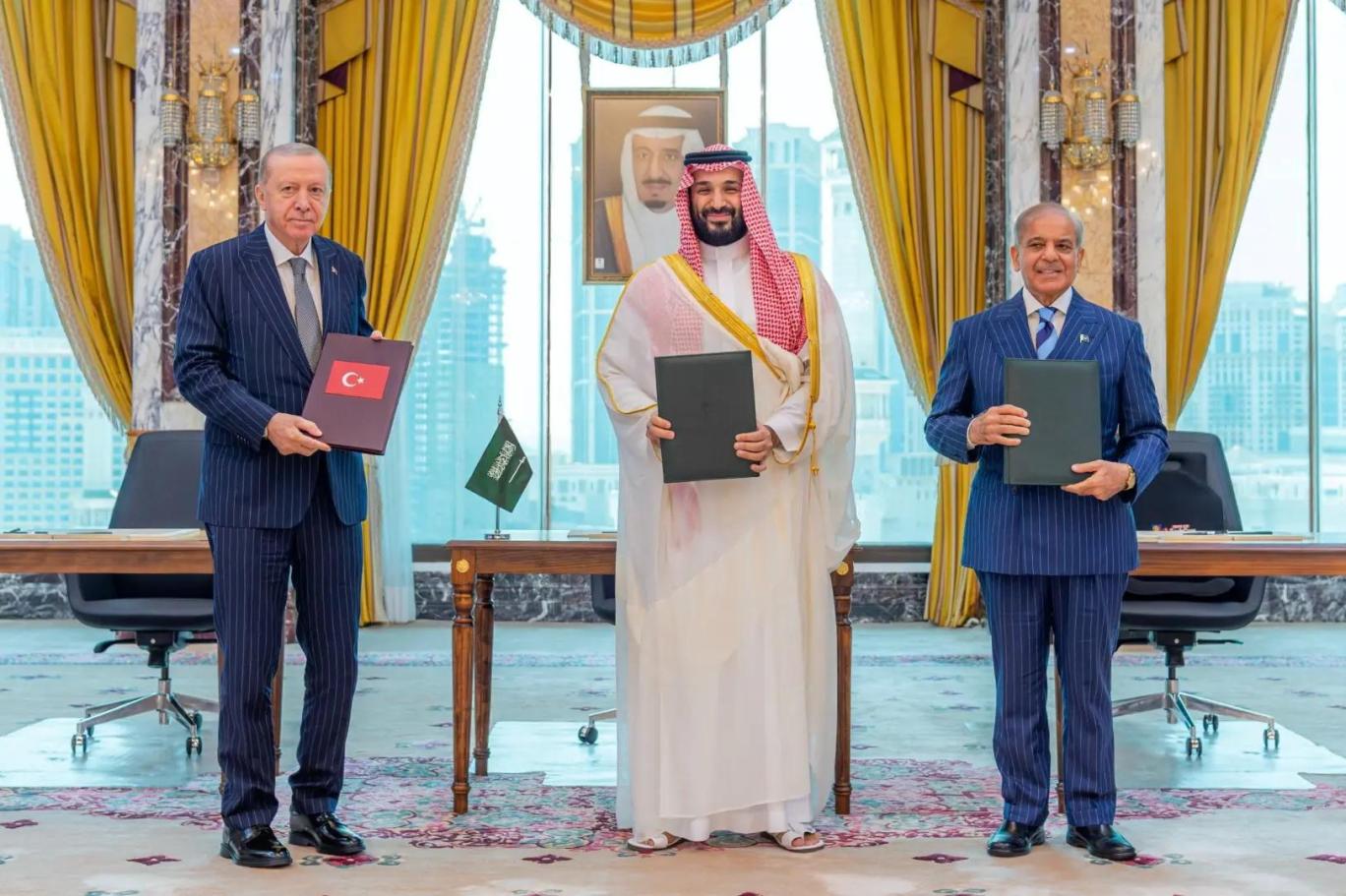 İran iddiası: Mekke İttifakı’nın üst düzey isimleri Tahran’ı ziyaret edecek