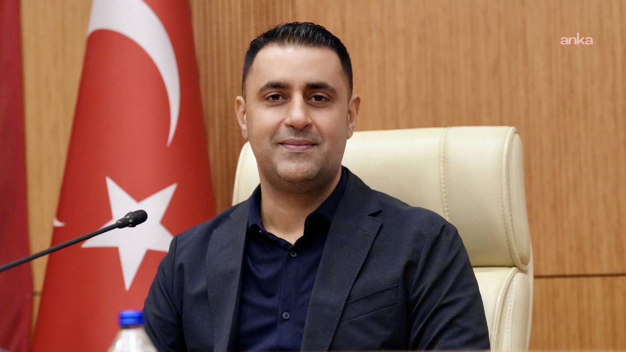 Tutuklanan Çukurova Belediye Başkanı Emrah Kozay görevden uzaklaştırıldı