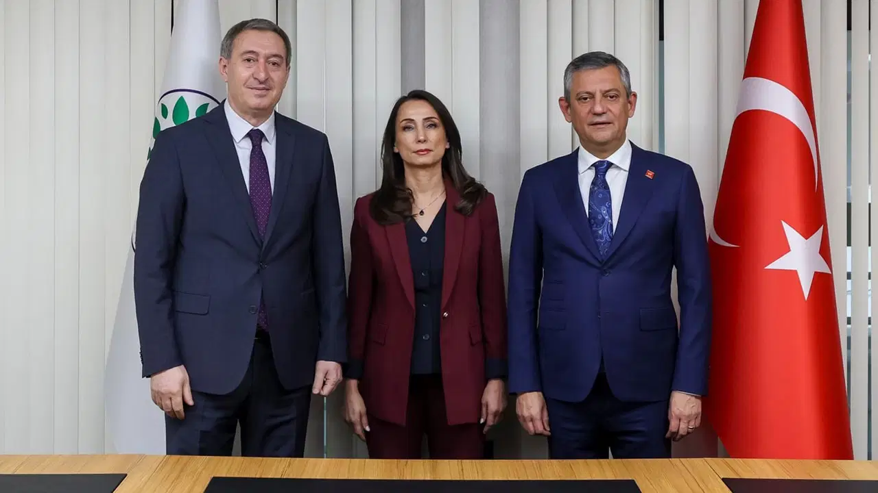 DEM Parti ile YENİ Parti görüşmesi başladı