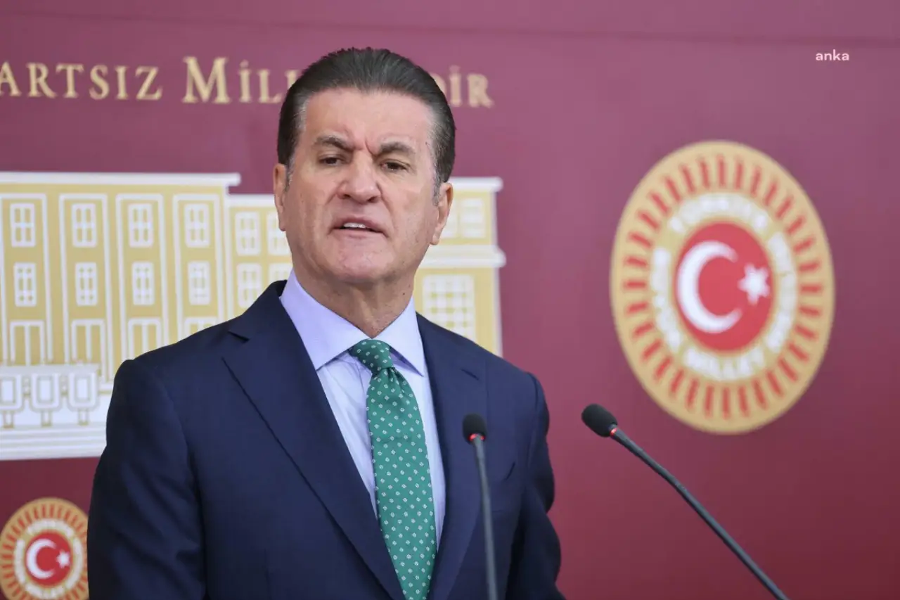 Mustafa Sarıgül YENİ Parti’den istifa ettiğini duyurdu