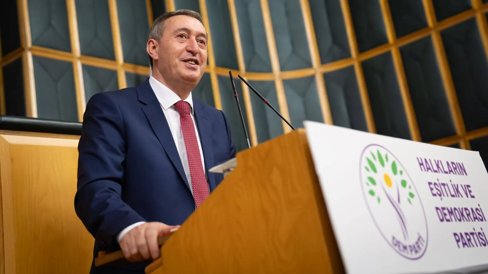 DEM Parti Grup Toplantısı | Tuncer Bakırhan’dan açıklamalar