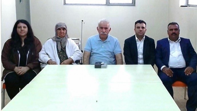Abdullah Öcalan’ın ailesi İmralı Adası’na gitti