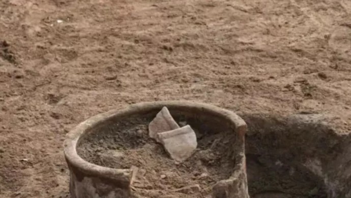 Abbasiler dönemine ait olduğu tahmin edilen arkeolojik alan keşfedildi
