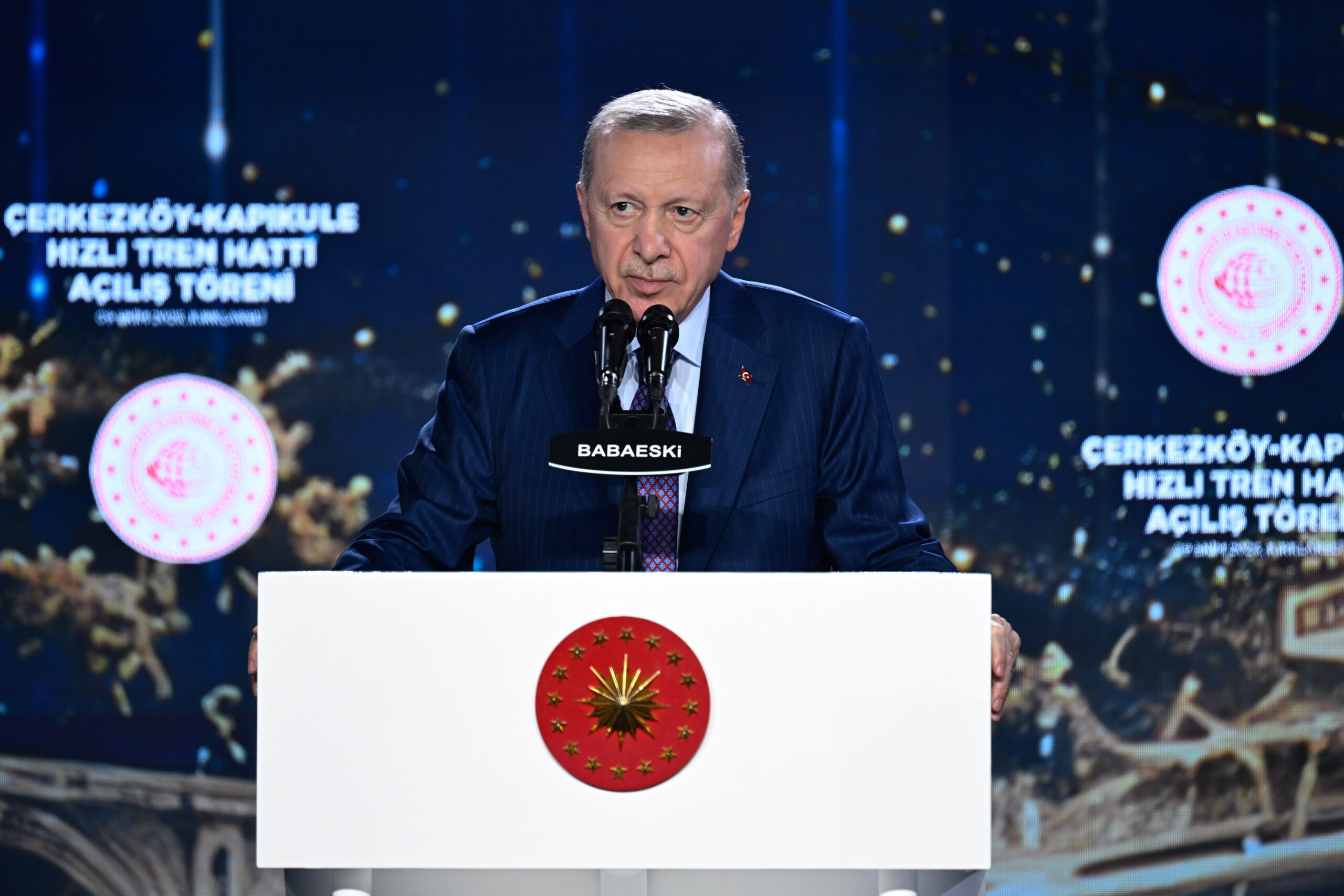 Cumhurbaşkanı Erdoğan: ‘Kadrolarımıza karşı bir operasyon yürütülmesine eyvallah demeyiz’