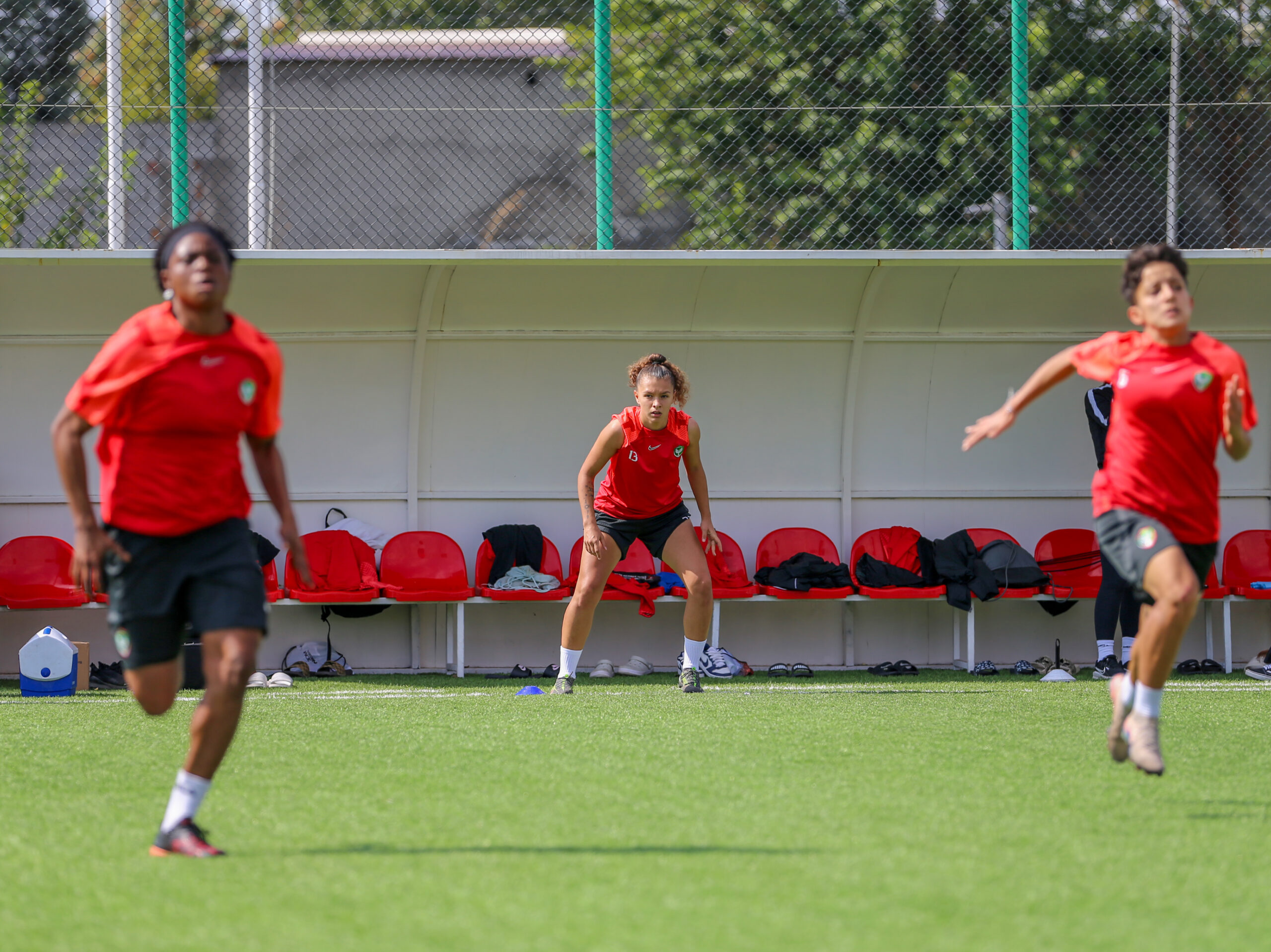 Amedspor Kadın Futbol Takımı’nın hedefi Süper Lig’de şampiyonluk