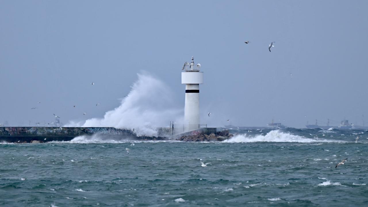 Meteorolojiden Batı Karadeniz ve Marmara denizleri için fırtına uyarısı
