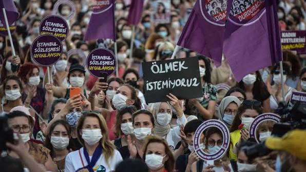Erkek şiddeti: Evi kundaklanan kadın ağır yaralandı