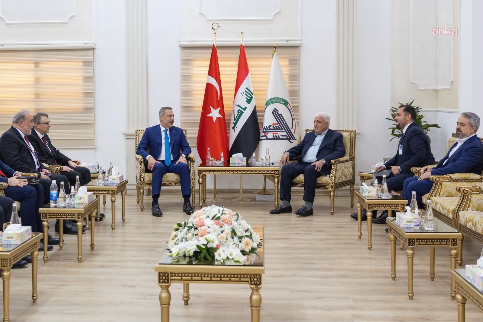 Hakan Fidan, Irak’ta Temsilciler Meclisi Başkanı Halbusi ile görüştü