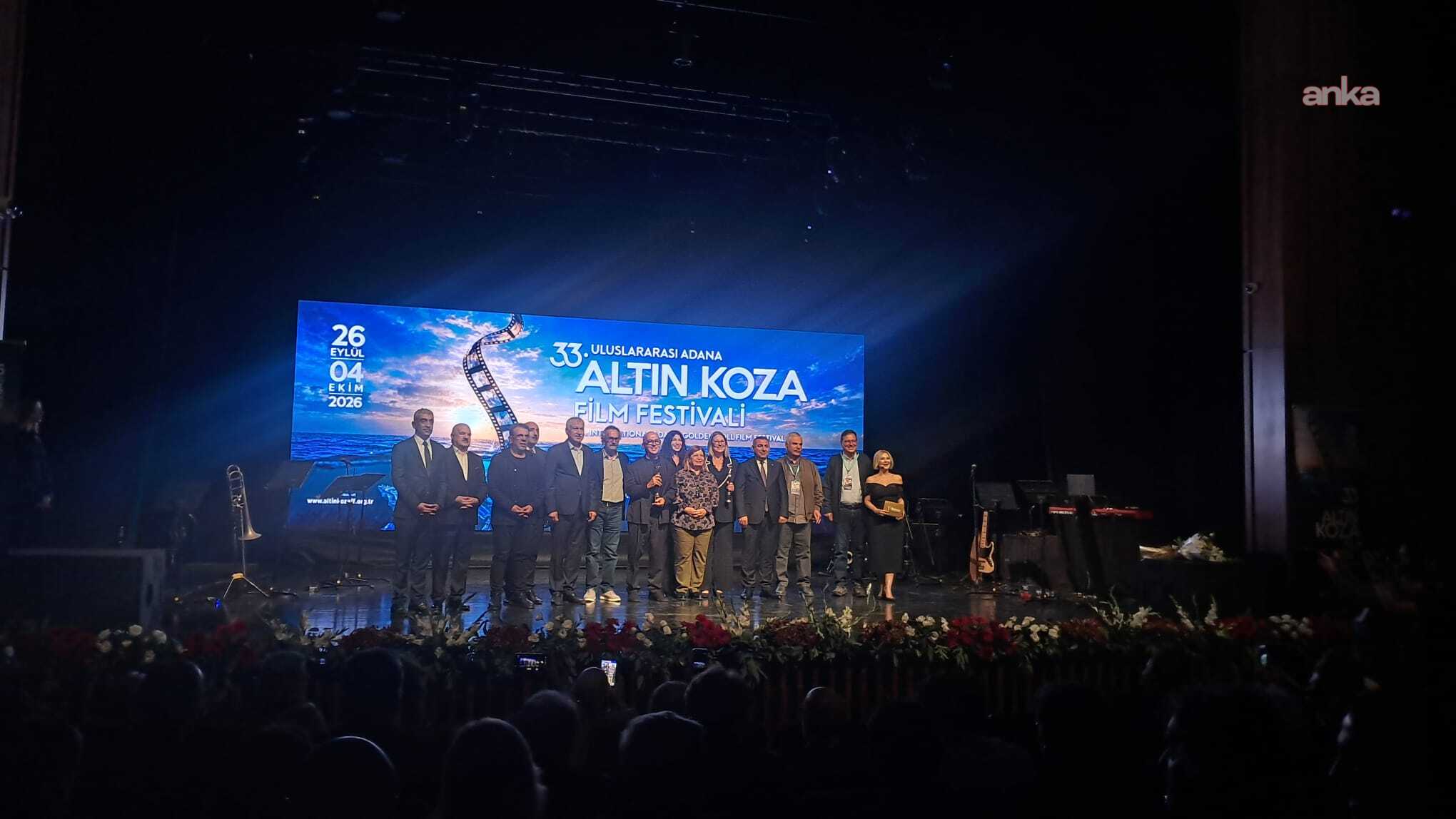 Altın Koza’da Onur Ödülleri Vahide Perçin ve Ferzan Özpetek’e verildi