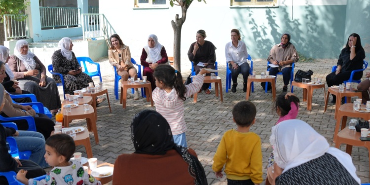 Sur’da kadınlar yan yana geldi: ‘Yaşamlarımız üzerindeki söz hakkı için mücadelemizi sürdürüyoruz’