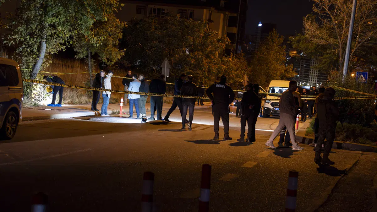 Ankara’da uygulama noktasında silahlı saldırı: Bir polis memuru hayatını kaybetti