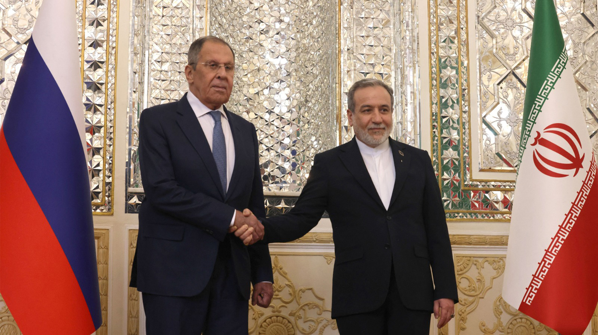 Arakçi ve Lavrov Tahran’da görüştü: ‘Bölgesel krizlerin çözümü diplomasi ve diyalogdan geçiyor’