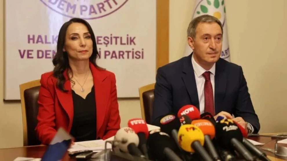 DEM Parti’den Mersin operasyonuna tepki: ‘Halkın iradesine saygı gösterilmeli’