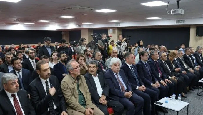 Diyarbakır’da ‘Avukat Tahir Elçi Hizmet Binası’ açıldı