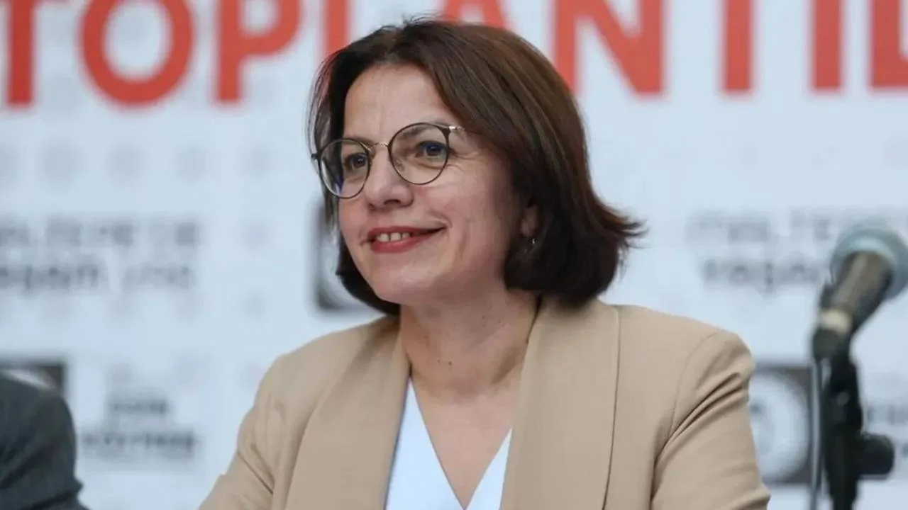 Maltepe Belediye Başkanı Esin Köymen, YENİ Parti’ye geçtiğini duyurdu