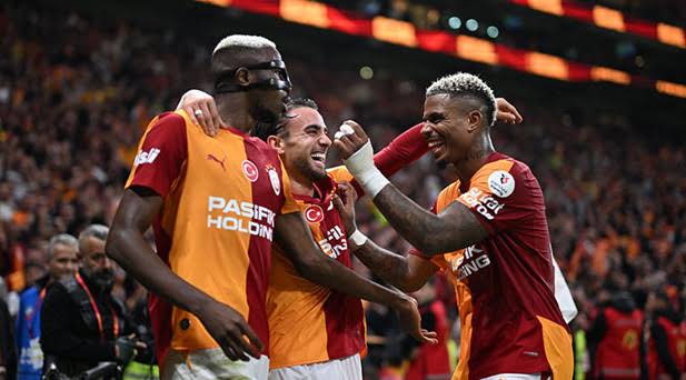 Derbide gülen sarı-kırmızılılar| Galatasaray Amedspor’dan liderliği devraldı: 2-1