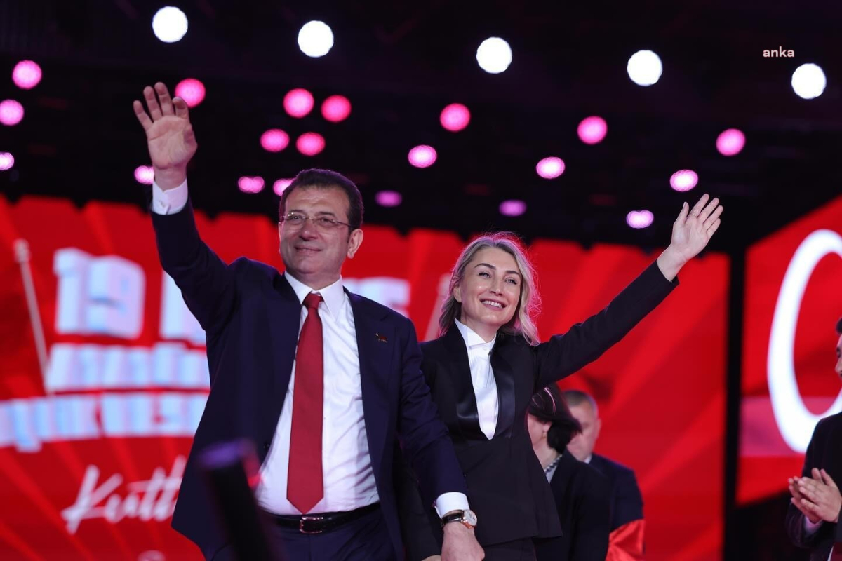 Ekrem ve Dilek İmamoğlu YENİ Parti İstanbul il delegesi oldu