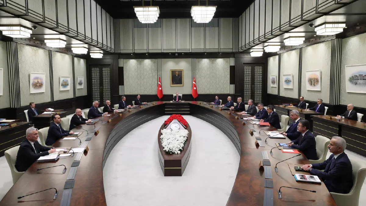 Kabine yarın toplanıyor: Gündemin ana başlıkları süreç ve fon krizi