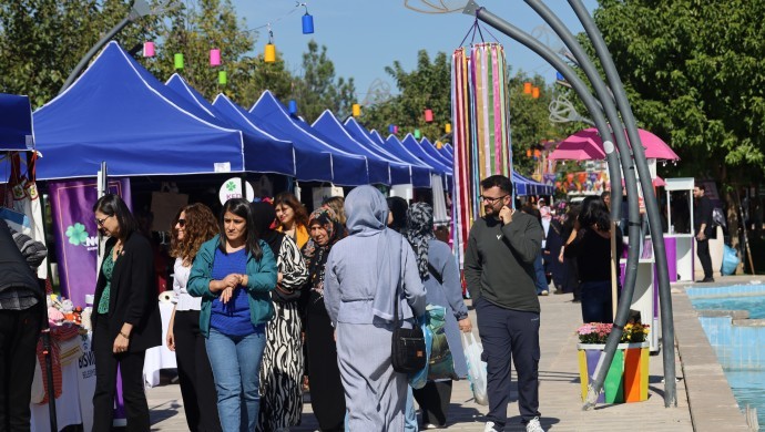 Kayapınar’da Kadın Emek ve Kültür Festivali başladı