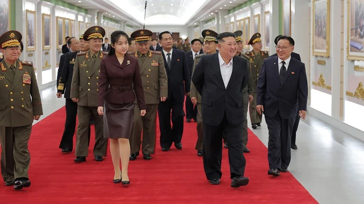 Öldüğü iddia ediliyordu: Kuzey Kore medyası, Kim Jong-un’un fotoğraflarını yayımladı