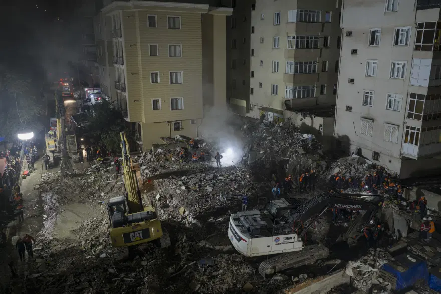 Maltepe’de çöken binada arama çalışmaları tamamlandı: Can kaybı 5’e yükseldi