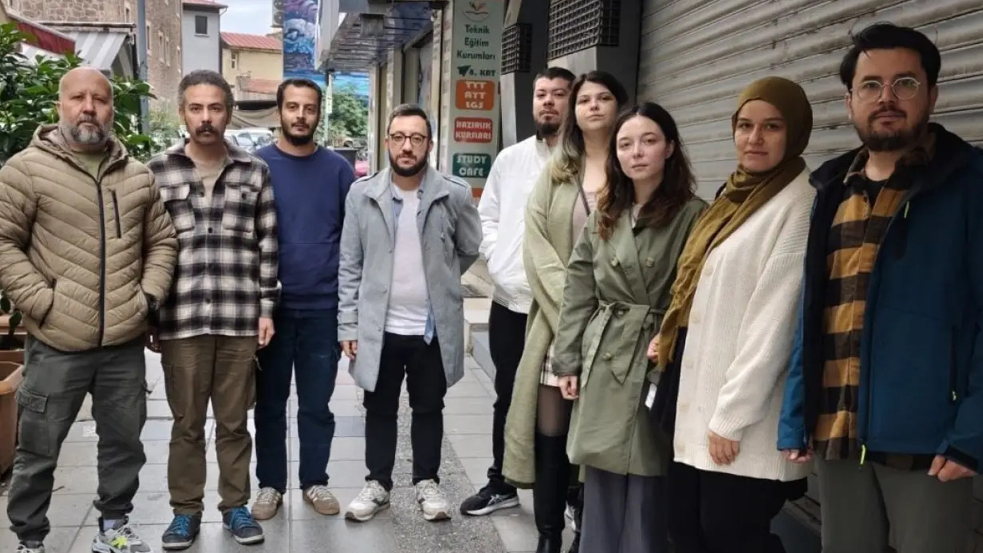 12 gazeteci işten çıkarıldı: ‘Alın terimizi ve meslek onurumuzu kimsenin insafına bırakmayacağız’