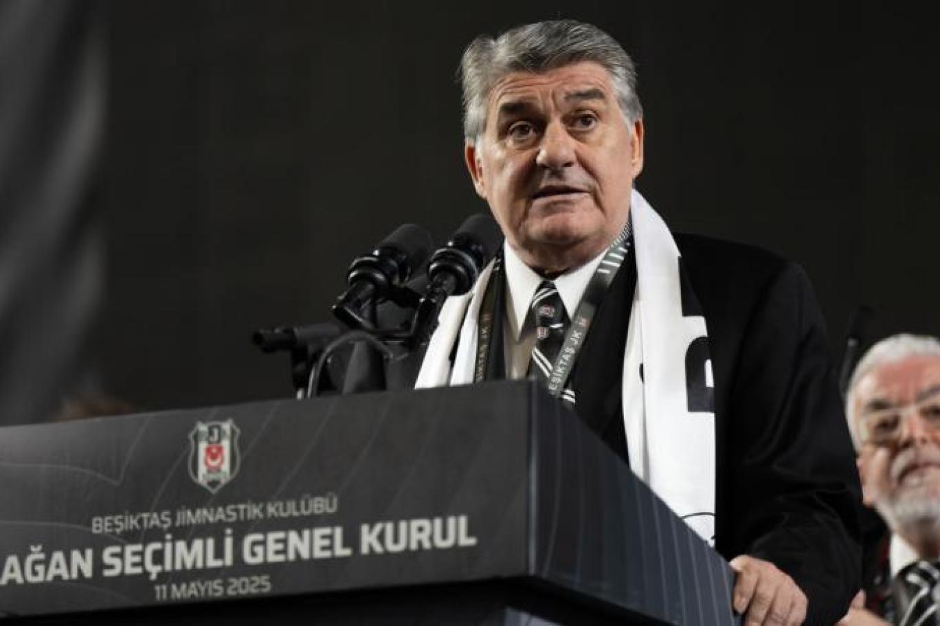 Beşiktaş’ta Serdal Adalı yeniden başkan seçildi