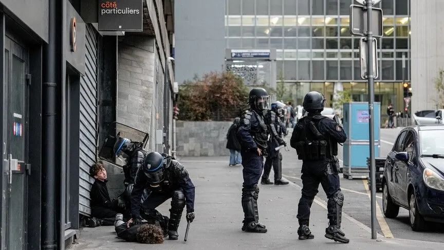 Fransa’daki eylemlerde polis ve jandarma müdahalesi hakkında 83 soruşturma