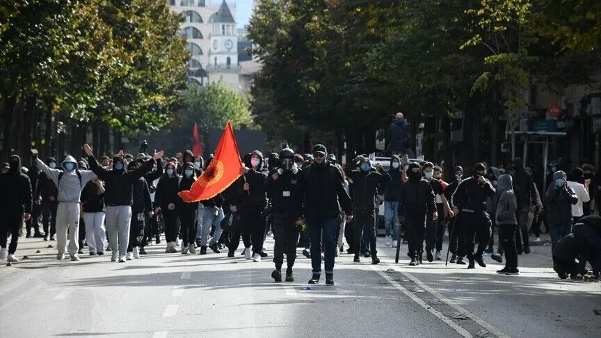 Arnavutluk’ta öğrenci protestoları büyüyor: Gözaltı sayısı 167’ye yükseldi