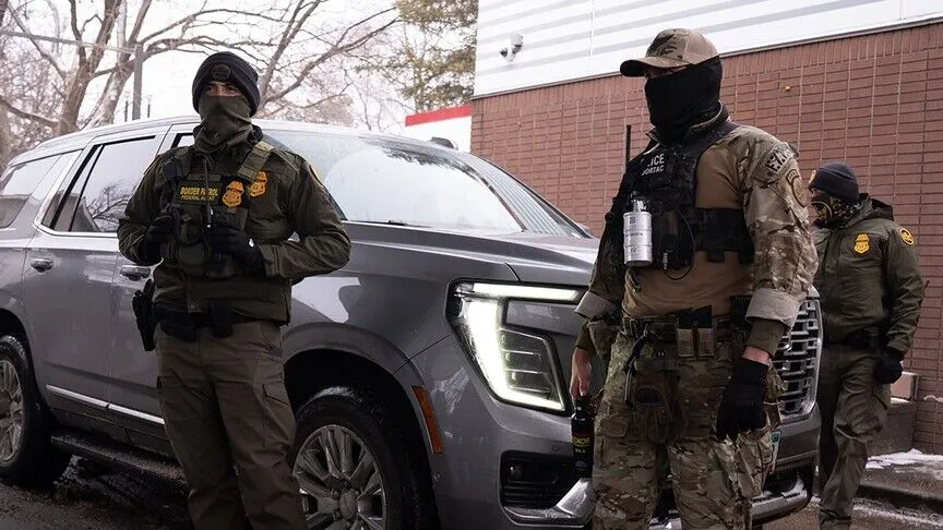 ABD’de yine ICE şiddeti: New York’ta, 5 yaşında çocuğun da olduğu araca ateş açtılar