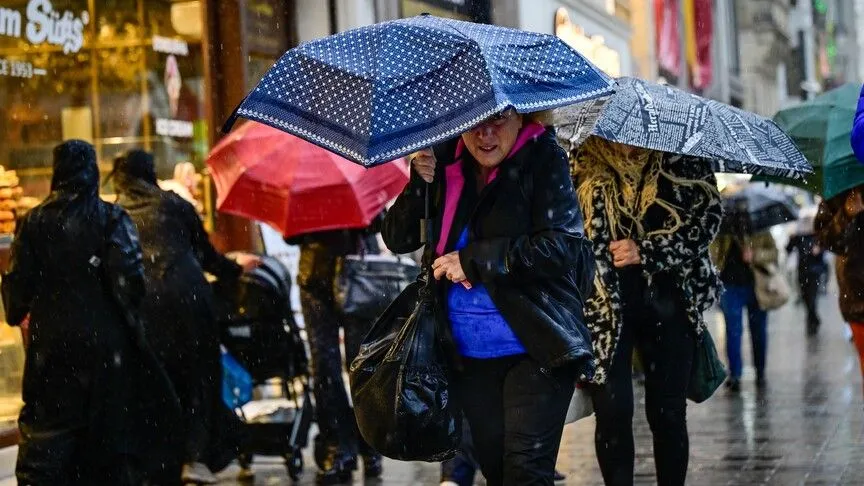Meteoroloji’den çok sayıda il için kuvvetli yağış uyarısı: İstanbul’da risk devam ediyor