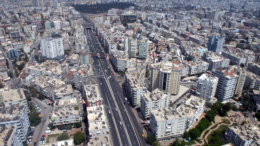 Esenyurt’ta siyasetin görünmeyen yüzü: Patronlar, partiler ve himaye ağları