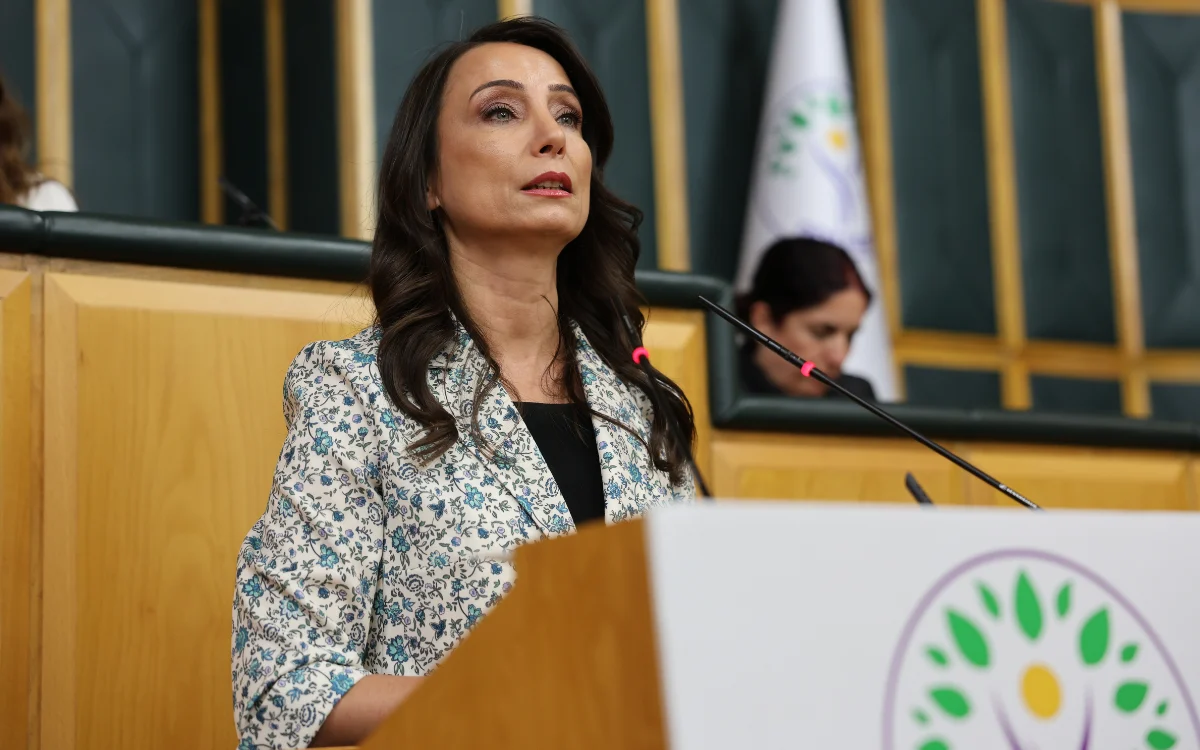 Halk TV’ye operasyon | Tülay Hatimoğulları: ‘Hakikat kayyımla yok edilemez’